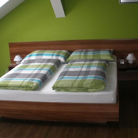 Sopron Eszter Apartman المظهر الخارجي الصورة