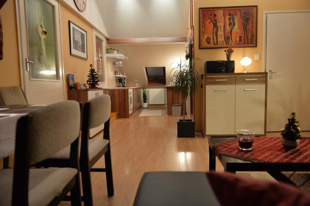 Sopron Eszter Apartman المظهر الخارجي الصورة