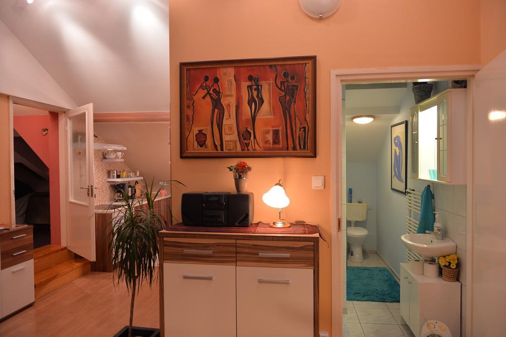 Sopron Eszter Apartman الغرفة الصورة